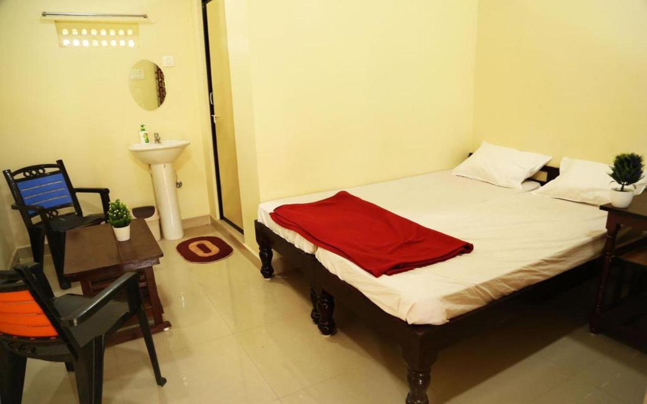 Hotel Megha Resort 함피 외부 사진