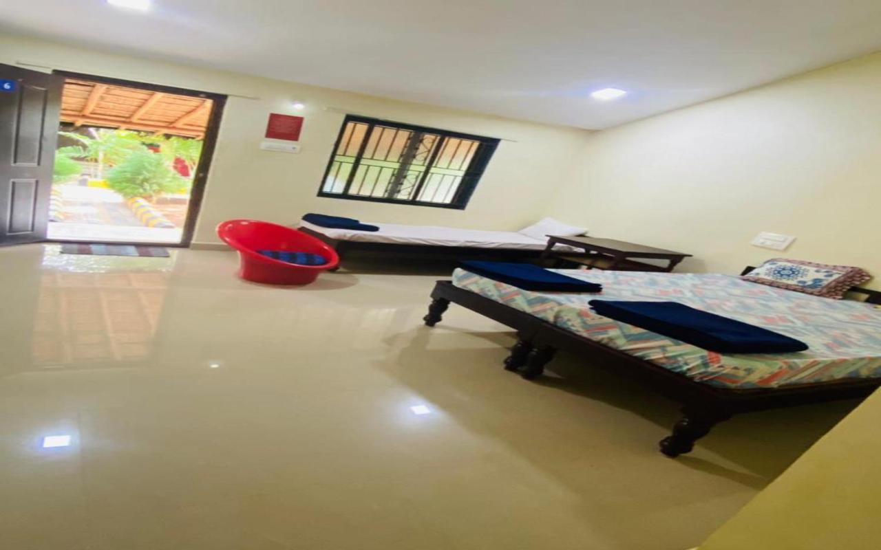 Hotel Megha Resort 함피 외부 사진