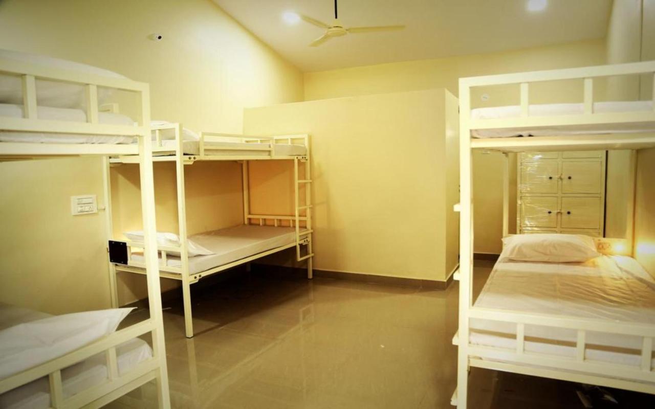 Hotel Megha Resort 함피 외부 사진